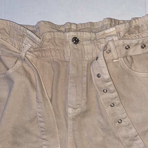 Mango | paper bag shorts raw hem with belt - Picture 2 of 8